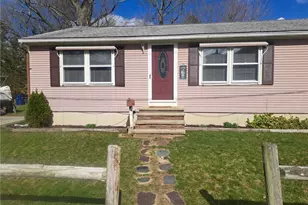 82 Valley Ave, Warwick, RI 02886 - Photo 1