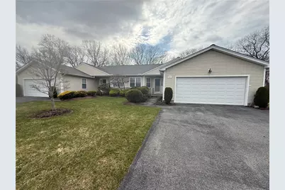 61 Hunters Run #51, North Providence, RI 02904 - Photo 1