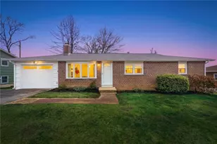 137 Monterey Dr, West Warwick, RI 02893 - Photo 1