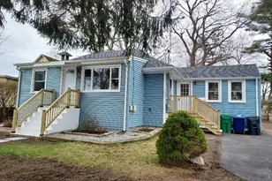 125 Wentworth Ave, Warwick, RI 02889 - Photo 1