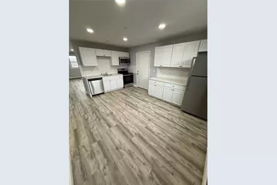 60 Esten Avenue #4, Pawtucket, RI 02860 - Photo 1