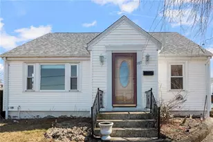 180 Grassmere Ave, East Providence, RI 02914 - Photo 1