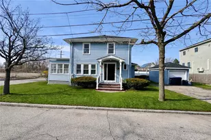 2 Tobyhanna St, Providence, RI 02910 - Photo 1