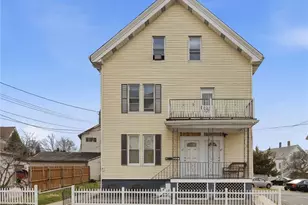 35 Allen Ave, Pawtucket, RI 02860 - Photo 1