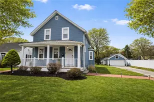 28 Myrtle Ave, Warwick, RI 02886 - Photo 1