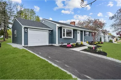 51 Arrowhead Lane, Portsmouth, RI 02871 - Photo 1