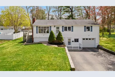 71 Evergreen Road, North Kingstown, RI 02852 - Photo 1