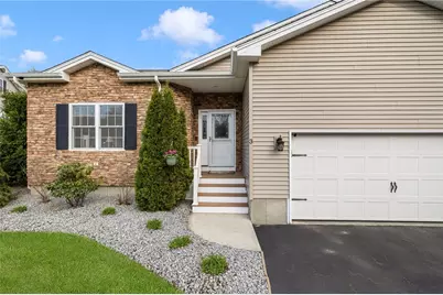 3 Garden Vista Drive #3, Cranston, RI 02920 - Photo 1