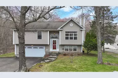 367 Commonwealth Avenue, Warwick, RI 02886 - Photo 1