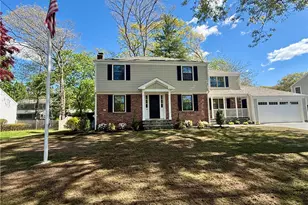 18 Chantilly Dr, Barrington, RI 02806 - Photo 1