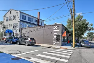 756 Hope St, Providence, RI 02906 - Photo 1