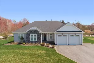 2 Waterview Ln, Warren, RI 02885 - Photo 1