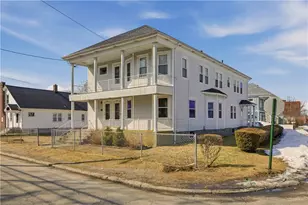 984 York Ave, Pawtucket, RI 02861 - Photo 1