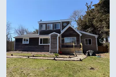 112 King Phillips Street, Portsmouth, RI 02871 - Photo 1