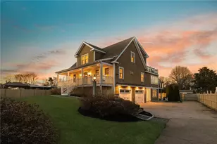 81 S Pier Rd, Narragansett, RI 02882 - Photo 1