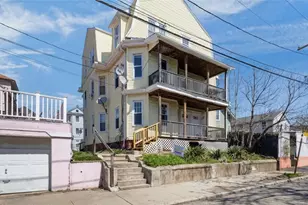 16 Maplehurst Ave, Providence, RI 02908 - Photo 1