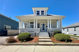 44 Bellevue Ave, Pawtucket, RI 02861 - Photo 1