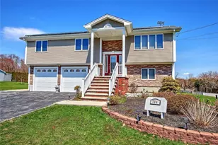 794 County St, Seekonk, MA 02771 - Photo 1