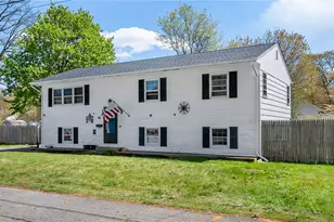 46 Merle St, Warwick, RI 02889 - Photo 1