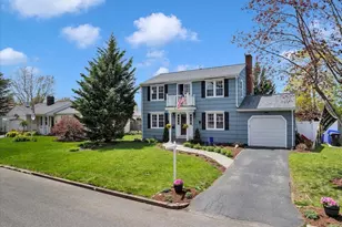 149 Rowe Ave, Pawtucket, RI 02861 - Photo 1