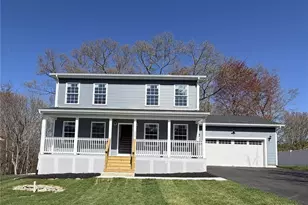 378 Gauthier Dr, Woonsocket, RI 02895 - Photo 1