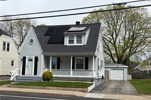 714 Willett Ave, East Providence, RI 02915 - Photo 1