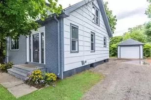 [Address not provided], Warwick, RI 02886 - Photo 1