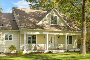 3 Haines Park Rd, Barrington, RI 02806 - Photo 1