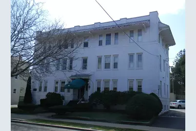 152 Elmgrove Avenue, Providence, RI 02906 - Photo 1
