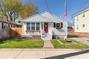 60 Greeley St, Pawtucket, RI 02861 - Photo 1