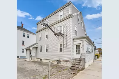 221 State Street, Bristol, RI 02809 - Photo 1