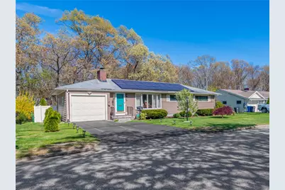 29 Sweetbriar Drive, Cranston, RI 02920 - Photo 1