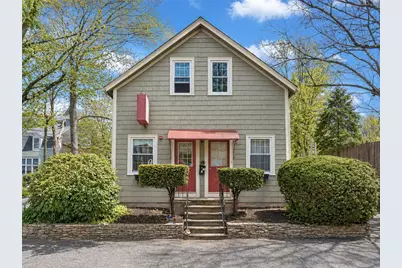 122 Governor Street #2, Providence, RI 02906 - Photo 1