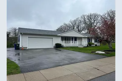 245 Chestnut Street, Bristol, RI 02809 - Photo 1