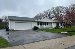 245 Chestnut St, Bristol, RI 02809 - Photo 1
