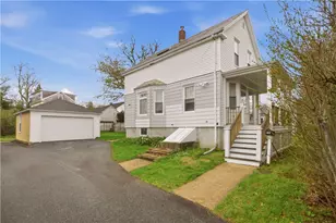 18 Cummings Rd, Newport, RI 02840 - Photo 1