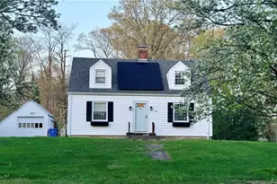 625 Mendon Rd, Cumberland, RI 02864 - Photo 1