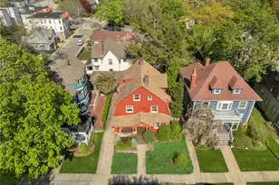 289 Wayland Ave, Providence, RI 02906 - Photo 1