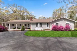 34 Smith St, Rehoboth, MA 02769 - Photo 1