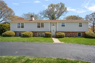 44 Quaker Dr, West Warwick, RI 02893 - Photo 1