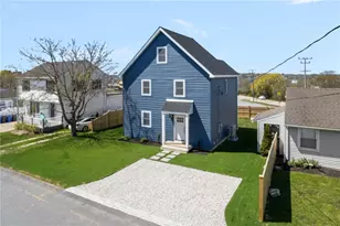 11 Gunning Ct, Middletown, RI 02842 - Photo 1