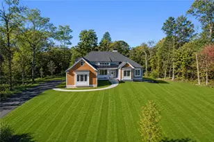 11 Carrs Ln, North Kingstown, RI 02852 - Photo 1
