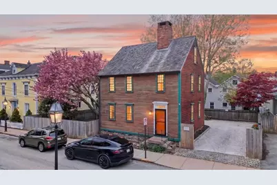 9 Thames Street, Newport, RI 02840 - Photo 1