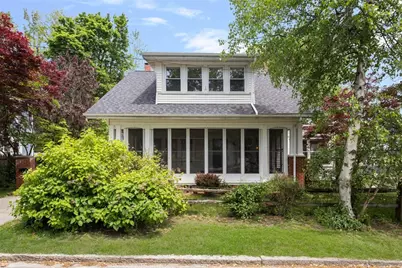 11 Glenwood Avenue, Pawtucket, RI 02860 - Photo 1