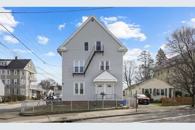 471 Smithfield Avenue, Pawtucket, RI 02860 - Photo 1