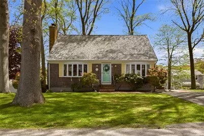 8 Monterey Drive, Bristol, RI 02809 - Photo 1