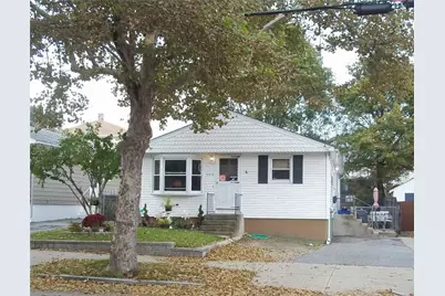 705 Union Avenue, Providence, RI 02909 - Photo 1