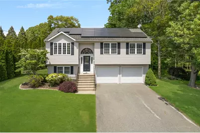 111 South Comstock Parkway, Cranston, RI 02921 - Photo 1