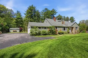 712 East Road Rd, Scituate, RI 02857 - Photo 1