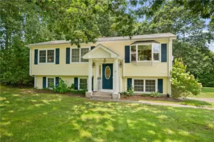24 Quannacut Rd, Westerly, RI 02891 - Photo 1